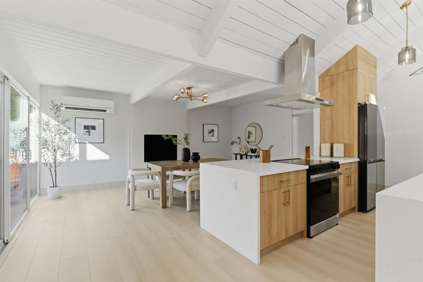 Detail Gallery Image 11 of 81 For 2212 Juniperberry Dr, San Rafael,  CA 94903 - 4 Beds | 2 Baths