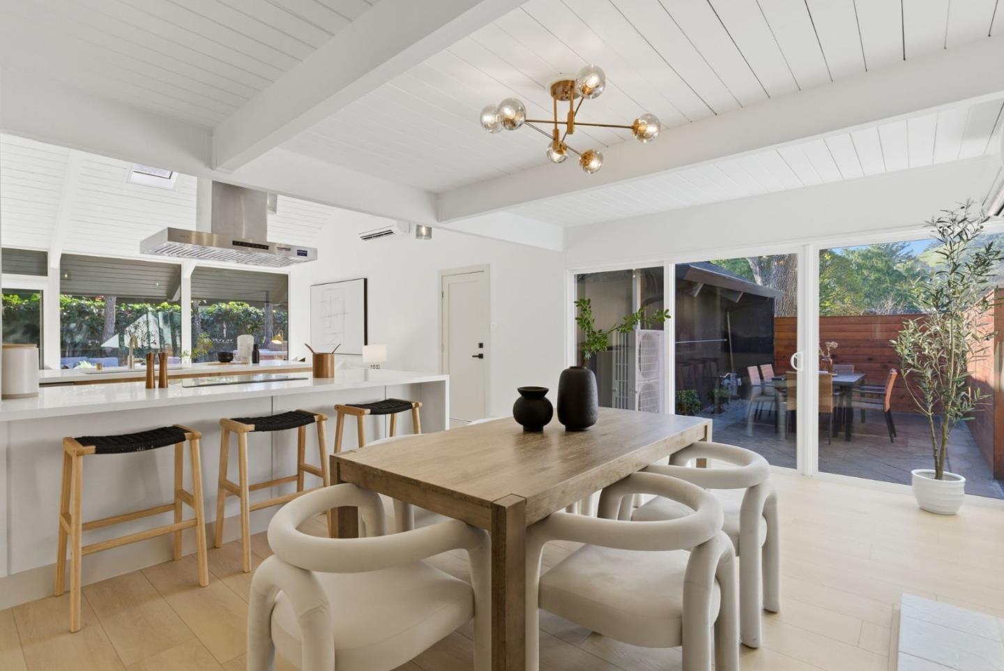 Detail Gallery Image 23 of 81 For 2212 Juniperberry Dr, San Rafael,  CA 94903 - 4 Beds | 2 Baths