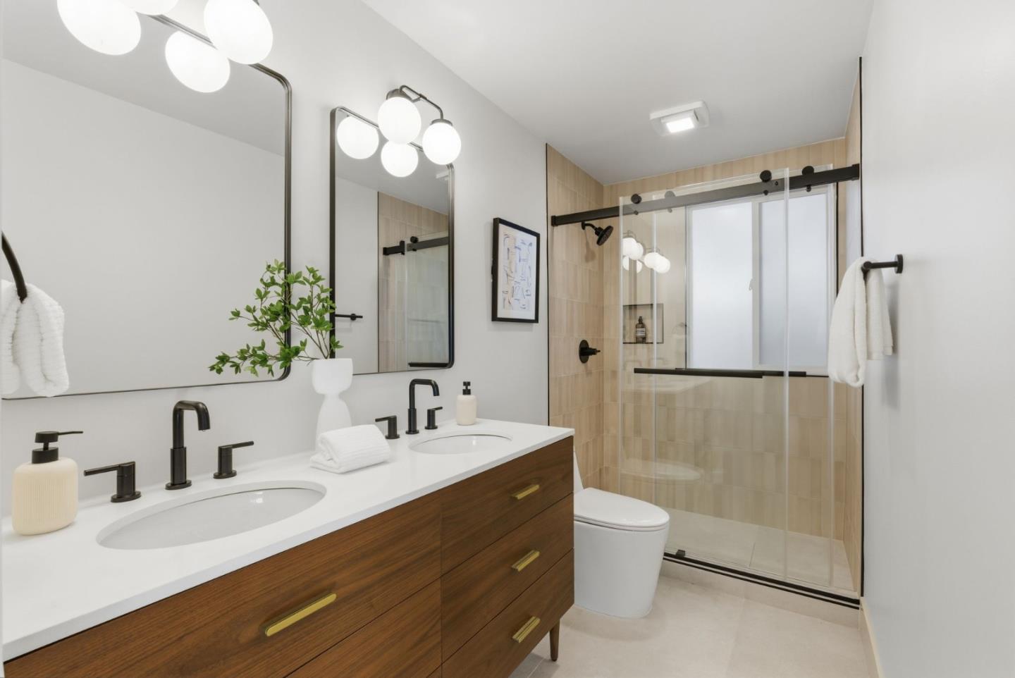 Detail Gallery Image 39 of 81 For 2212 Juniperberry Dr, San Rafael,  CA 94903 - 4 Beds | 2 Baths