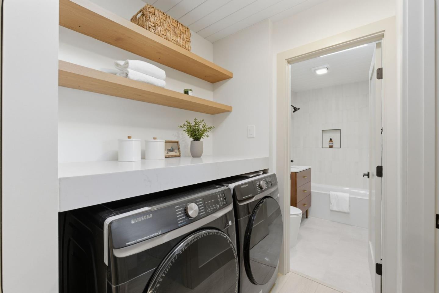 Detail Gallery Image 40 of 81 For 2212 Juniperberry Dr, San Rafael,  CA 94903 - 4 Beds | 2 Baths