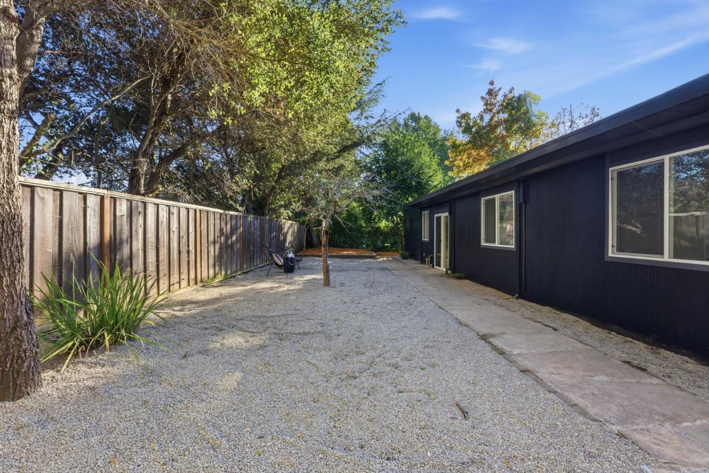 Detail Gallery Image 45 of 81 For 2212 Juniperberry Dr, San Rafael,  CA 94903 - 4 Beds | 2 Baths