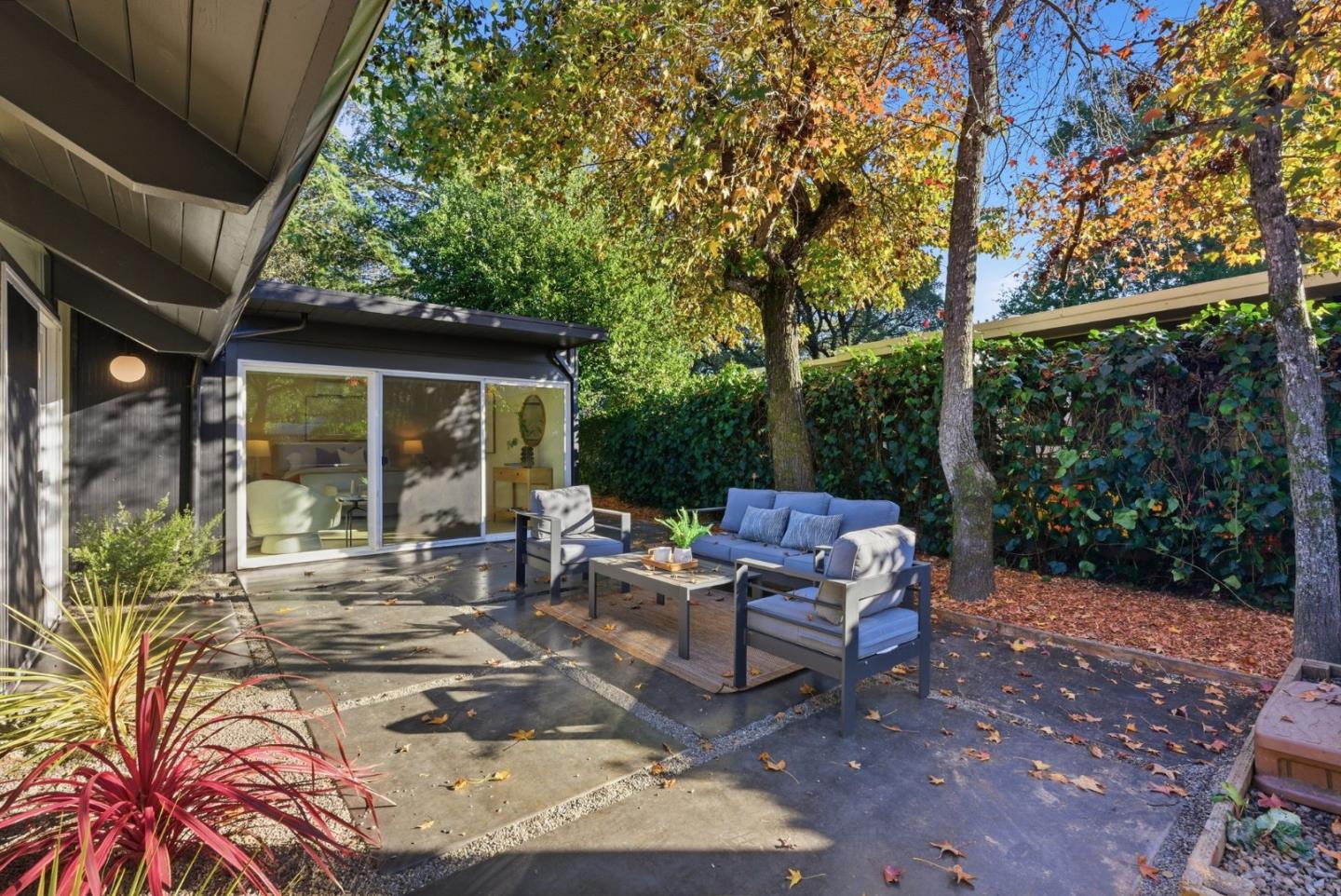 Detail Gallery Image 50 of 81 For 2212 Juniperberry Dr, San Rafael,  CA 94903 - 4 Beds | 2 Baths