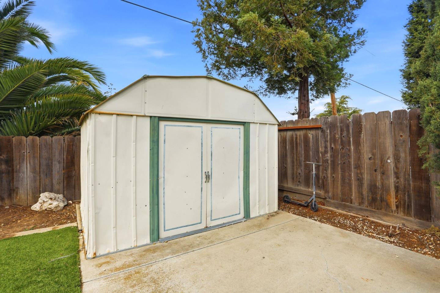 Detail Gallery Image 39 of 56 For 1090 Nez Perce Dr, Hollister,  CA 95023 - 3 Beds | 2 Baths