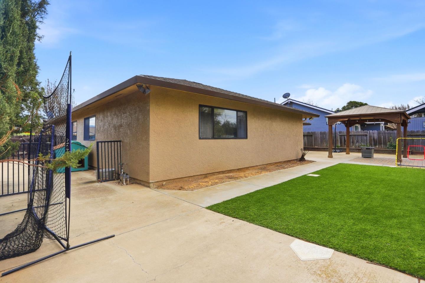 Detail Gallery Image 45 of 56 For 1090 Nez Perce Dr, Hollister,  CA 95023 - 3 Beds | 2 Baths