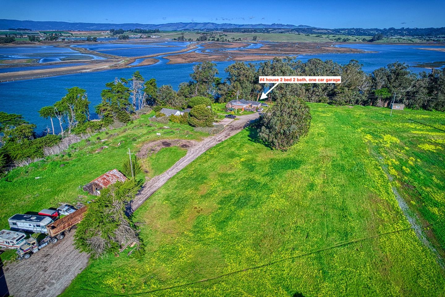 Detail Gallery Image 14 of 53 For 7201 Ca-1, Moss Landing,  CA 95039 - 9 Beds | 8 Baths