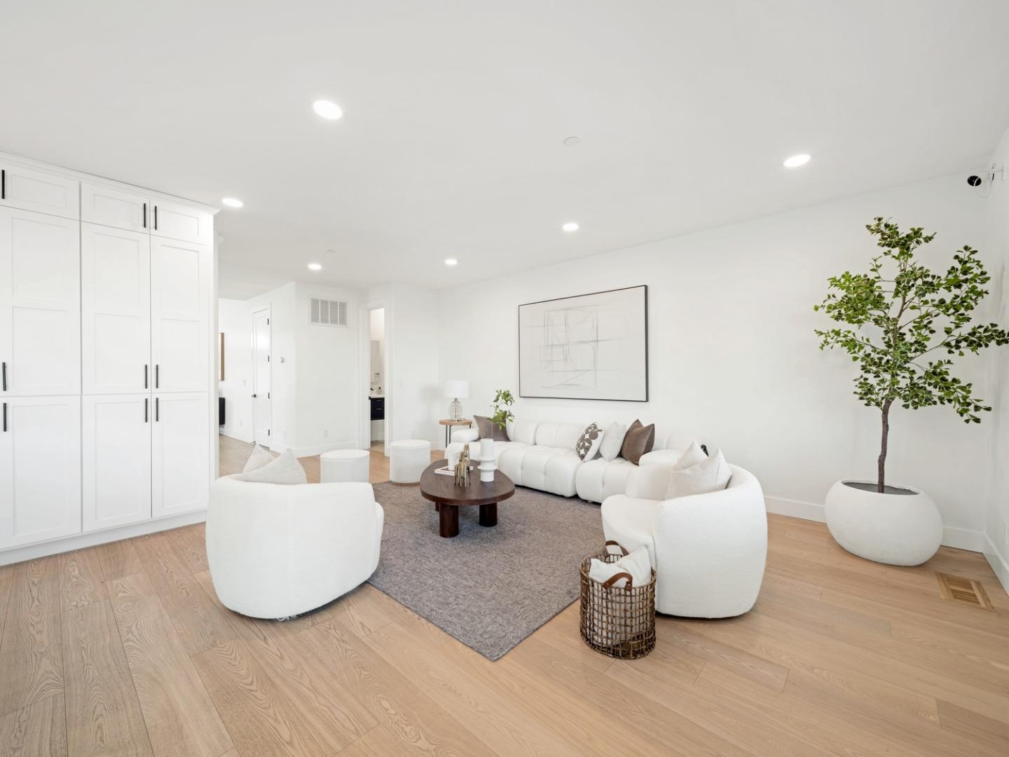 Detail Gallery Image 12 of 32 For 10831 Johnson Ave, Cupertino,  CA 95014 - 4 Beds | 4 Baths