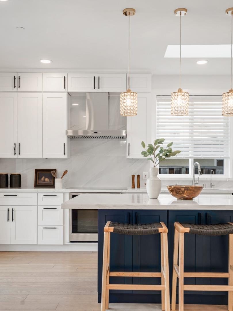 Detail Gallery Image 16 of 32 For 10831 Johnson Ave, Cupertino,  CA 95014 - 4 Beds | 4 Baths