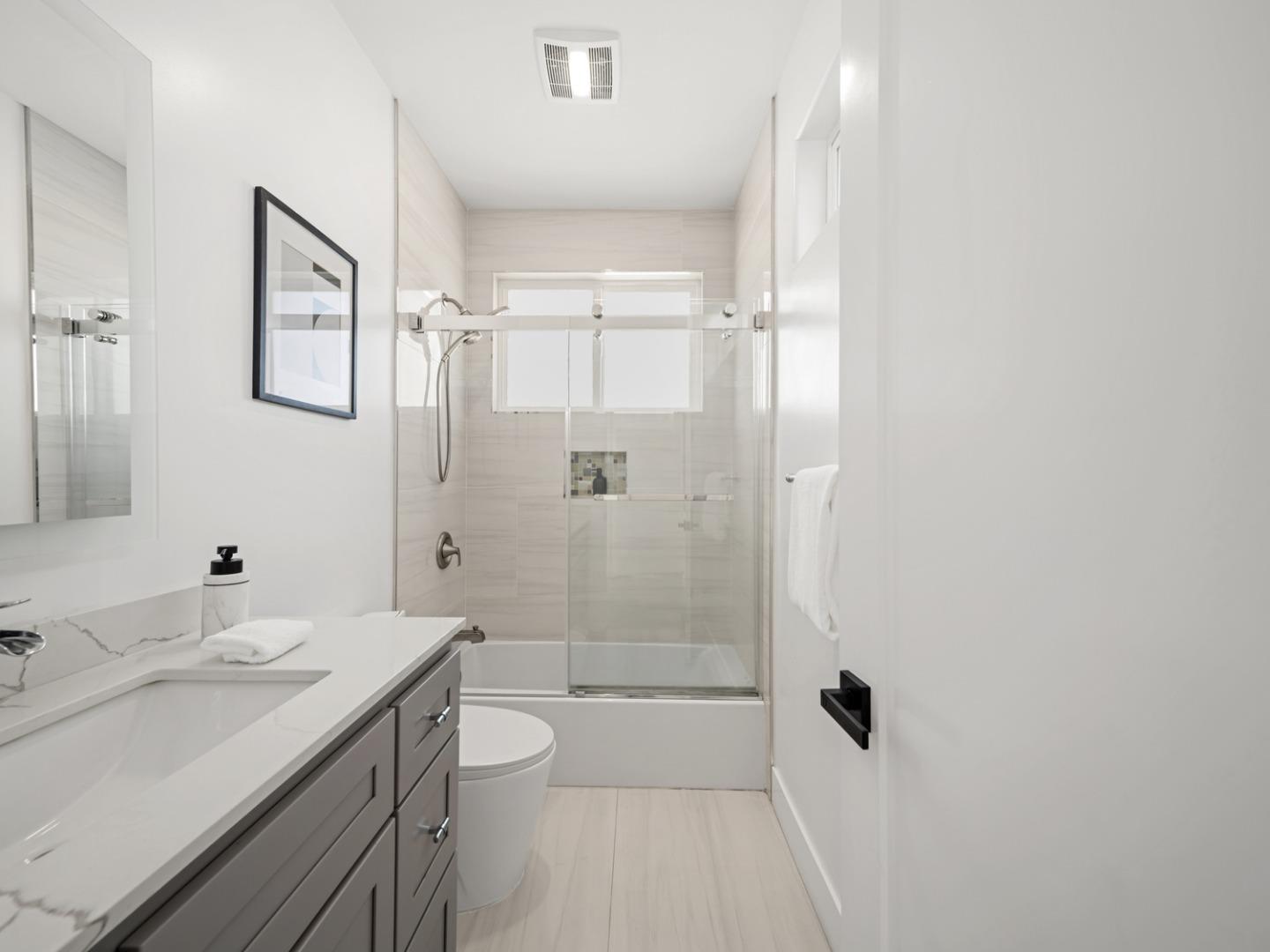 Detail Gallery Image 27 of 32 For 10831 Johnson Ave, Cupertino,  CA 95014 - 4 Beds | 4 Baths