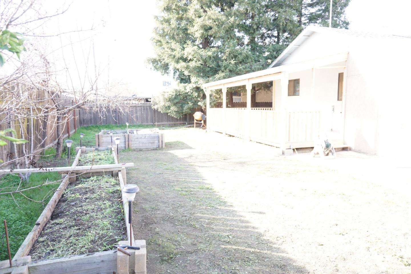 Detail Gallery Image 35 of 39 For 1016 Lombardy Dr, Modesto,  CA 95351 - 3 Beds | 3 Baths