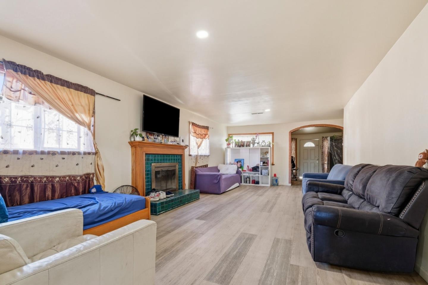 Detail Gallery Image 12 of 31 For 319 Jessie St, Santa Cruz,  CA 95060 - 3 Beds | 2 Baths