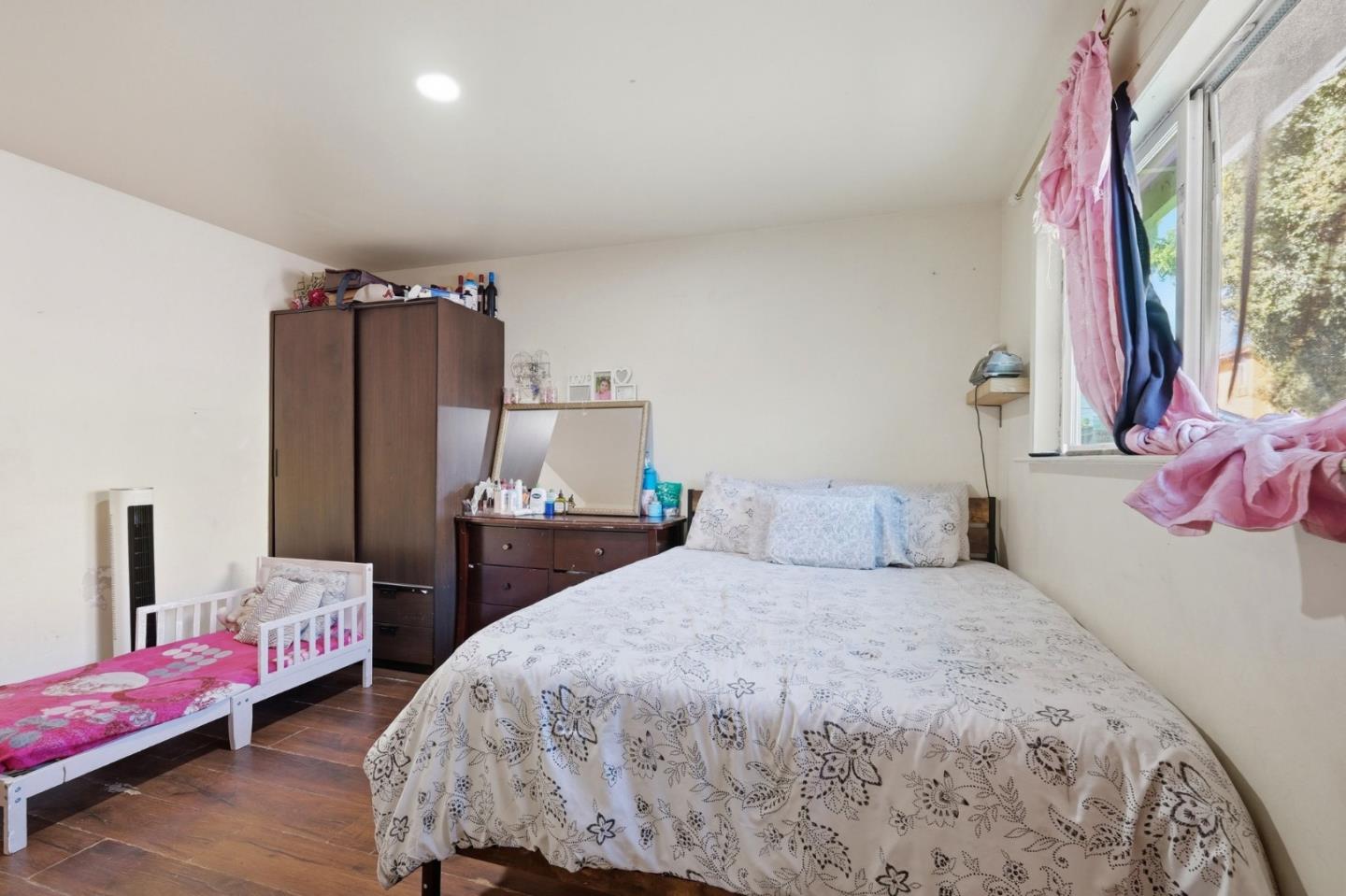 Detail Gallery Image 19 of 31 For 319 Jessie St, Santa Cruz,  CA 95060 - 3 Beds | 2 Baths