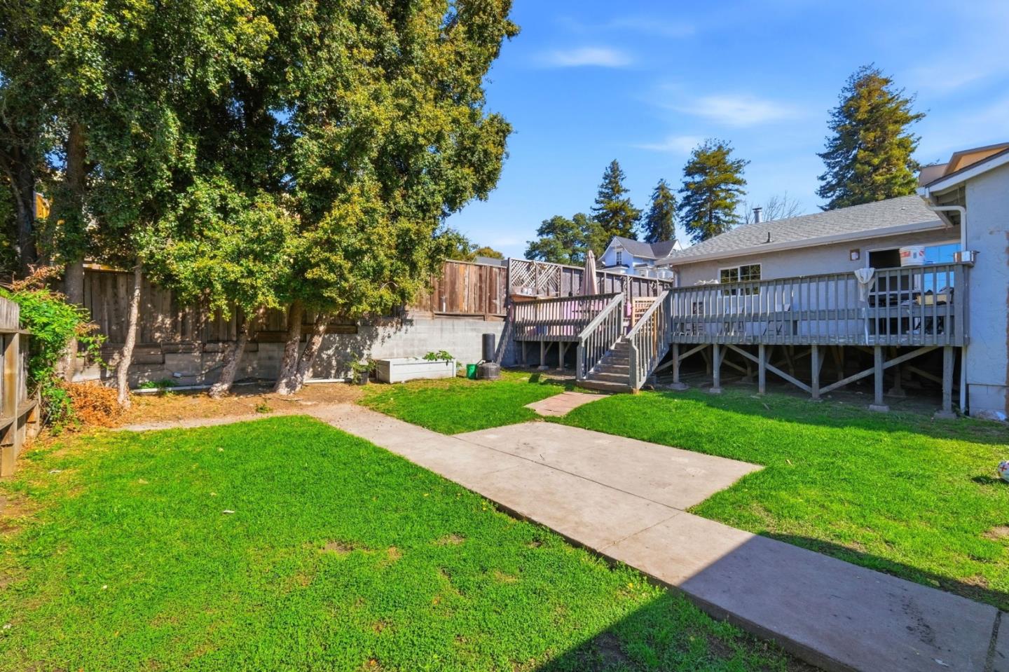 Detail Gallery Image 27 of 31 For 319 Jessie St, Santa Cruz,  CA 95060 - 3 Beds | 2 Baths