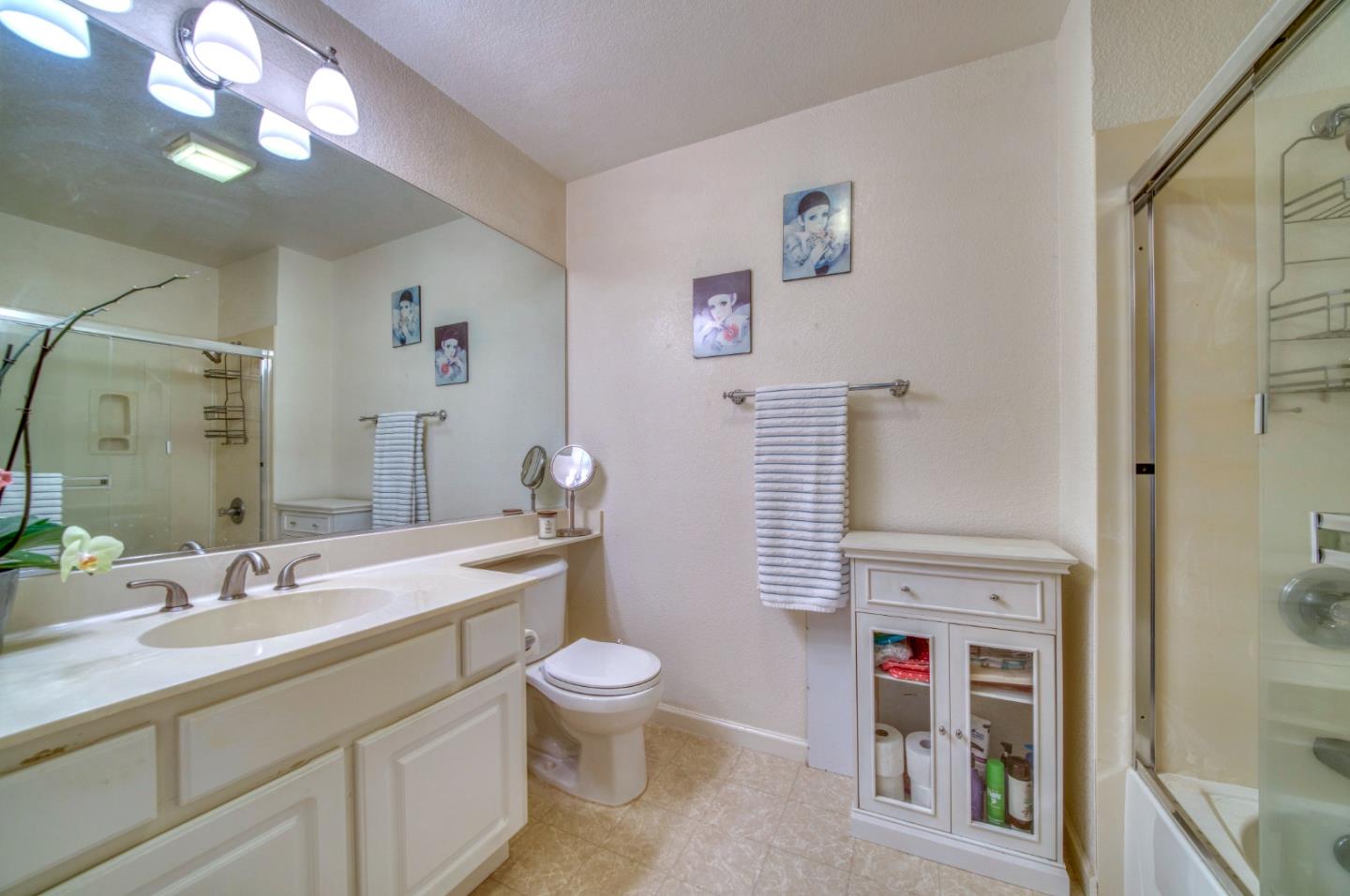 Detail Gallery Image 21 of 38 For 121 Skyline Dr, San Ramon,  CA 94583 - 2 Beds | 2 Baths