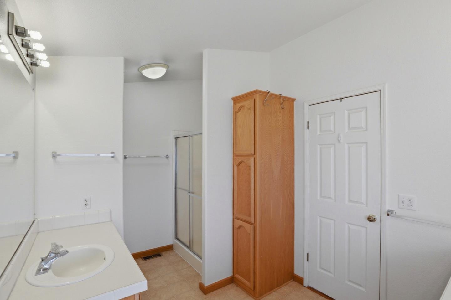 Detail Gallery Image 18 of 29 For 275 Burnett Ave #135,  Morgan Hill,  CA 95037 - 3 Beds | 2 Baths