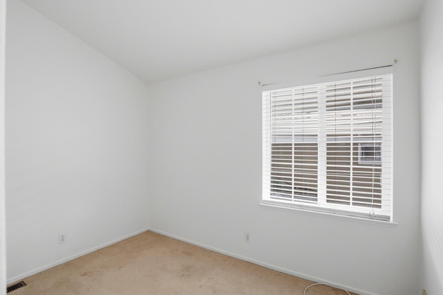 Detail Gallery Image 20 of 29 For 275 Burnett Ave #135,  Morgan Hill,  CA 95037 - 3 Beds | 2 Baths