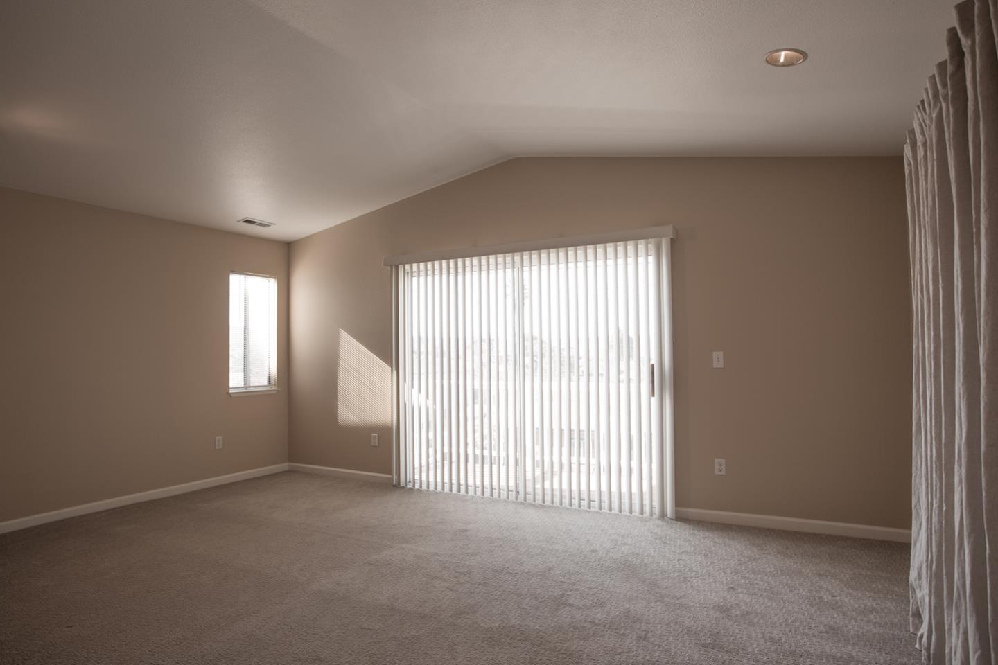 Detail Gallery Image 25 of 38 For 1336 Luxton St, Seaside,  CA 93955 - 3 Beds | 2/1 Baths