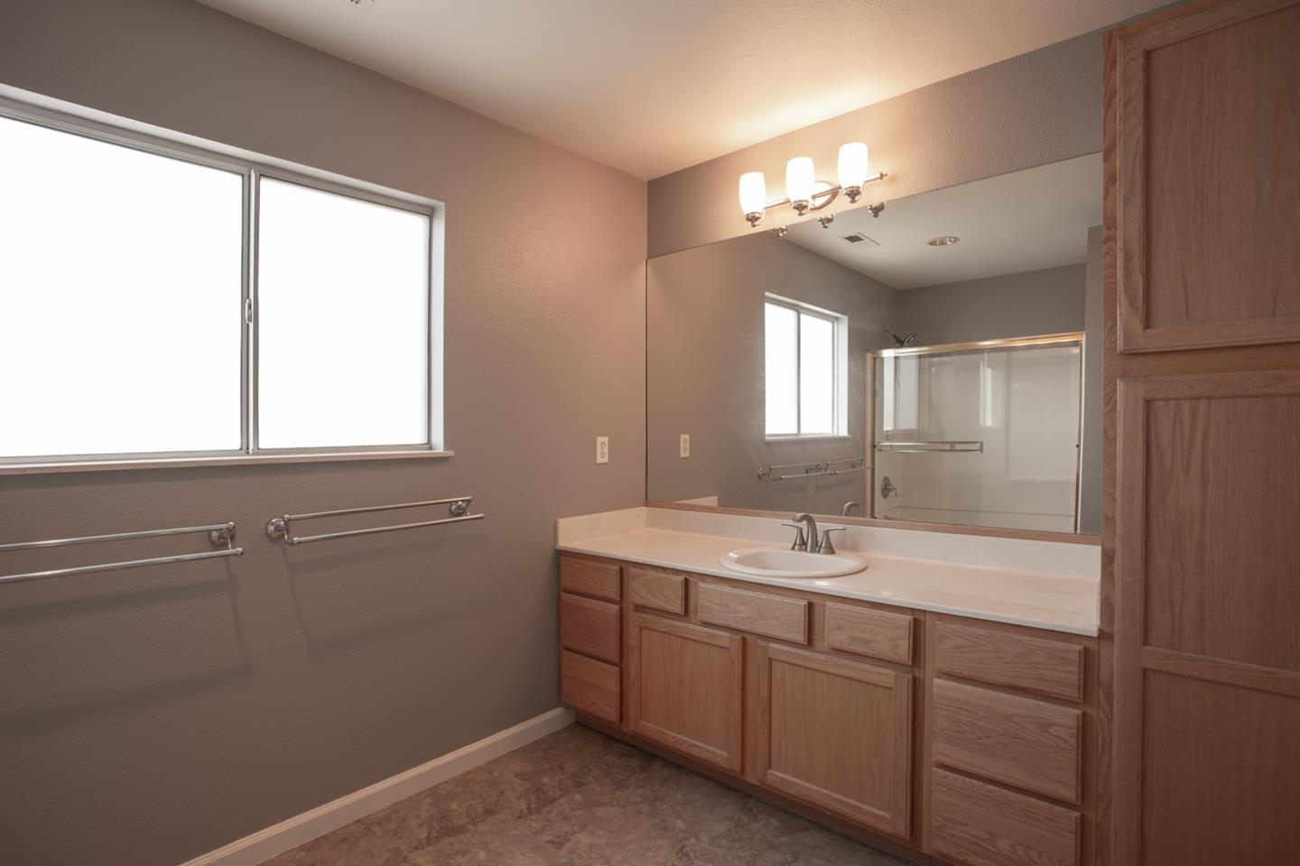 Detail Gallery Image 27 of 38 For 1336 Luxton St, Seaside,  CA 93955 - 3 Beds | 2/1 Baths