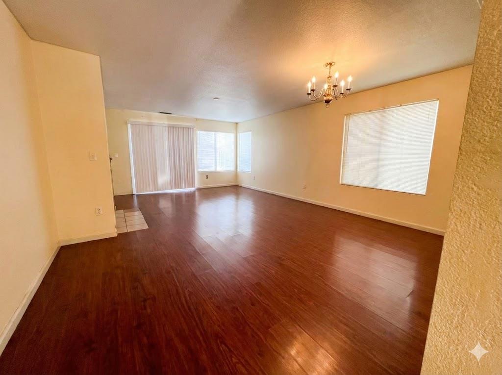 Detail Gallery Image 4 of 10 For 1757 Highbridge Way, Sacramento,  CA 95832 - 3 Beds | 2 Baths