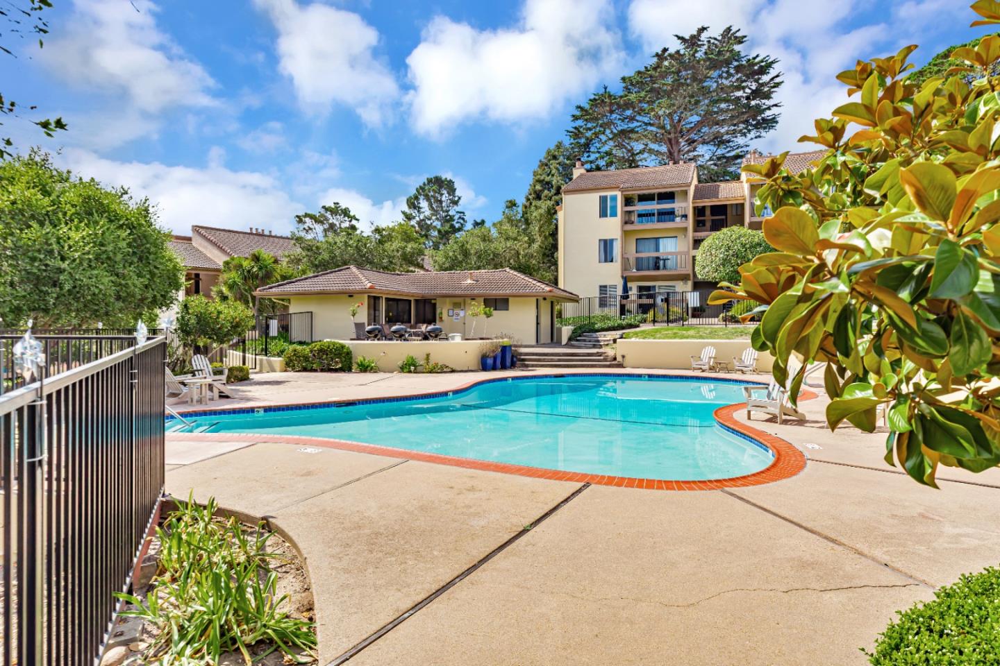 Detail Gallery Image 32 of 32 For 1210 Golden Oaks Ln, Monterey,  CA 93940 - 2 Beds | 2 Baths