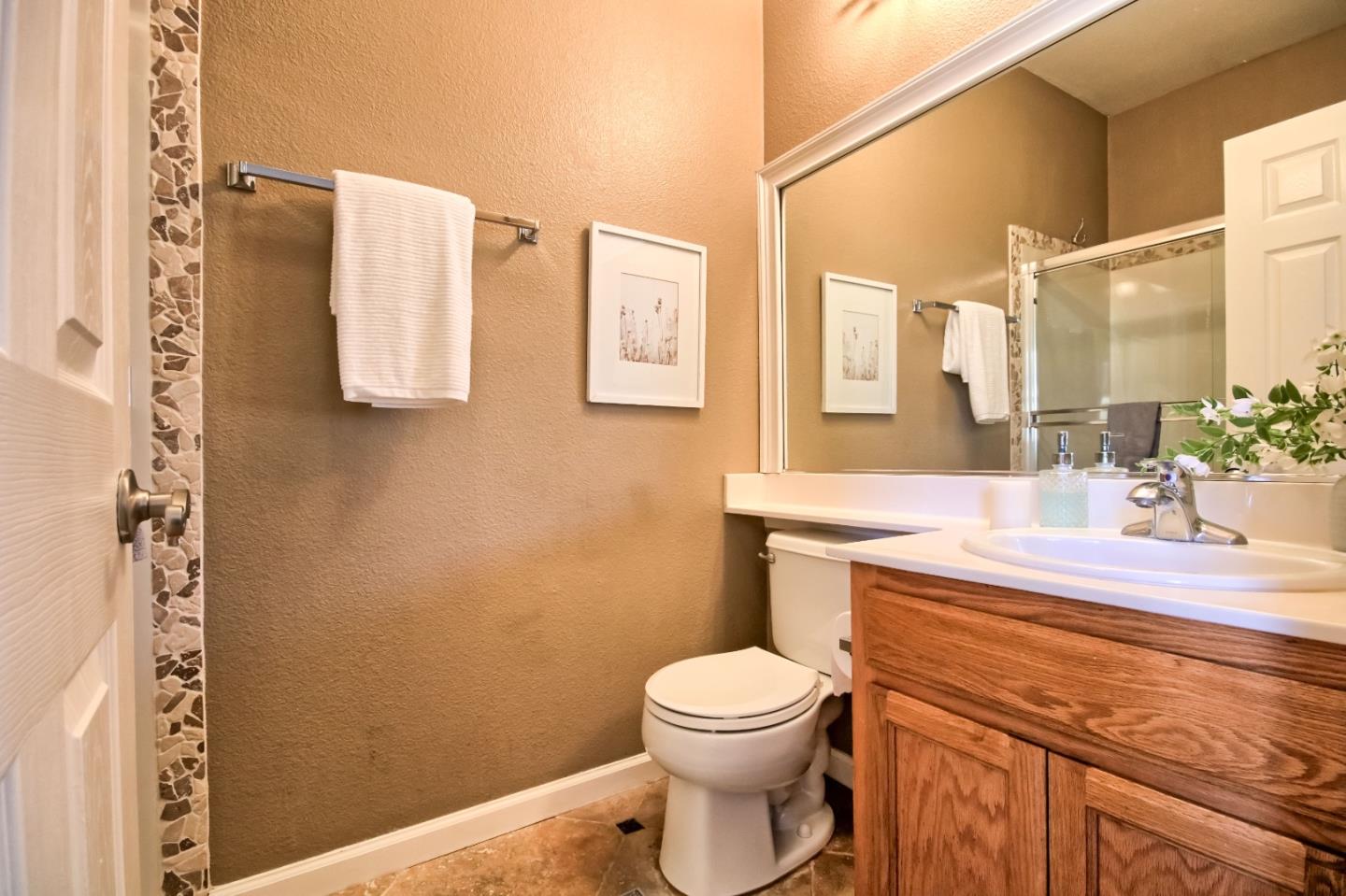 Detail Gallery Image 18 of 23 For 1031 Santa Rosa Ct, Watsonville,  CA 95076 - 2 Beds | 2 Baths