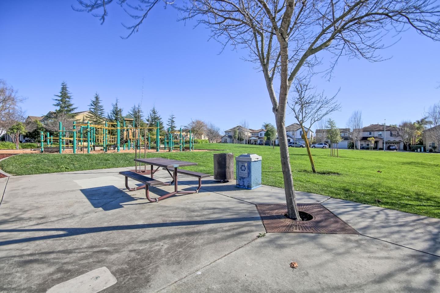 Detail Gallery Image 22 of 23 For 1031 Santa Rosa Ct, Watsonville,  CA 95076 - 2 Beds | 2 Baths