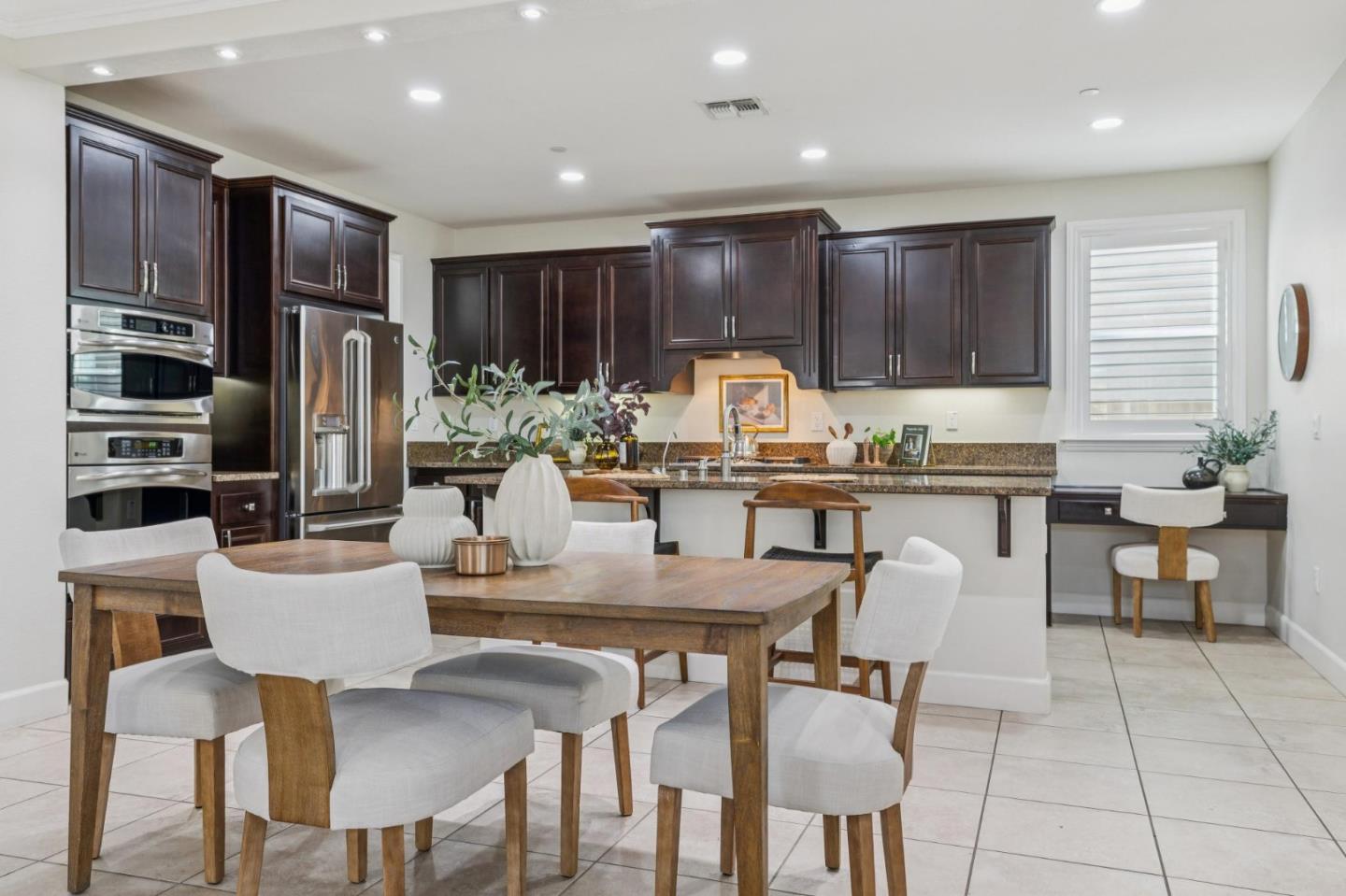 Detail Gallery Image 18 of 81 For 803 Sunrise Dr, Gilroy,  CA 95020 - 4 Beds | 3/1 Baths