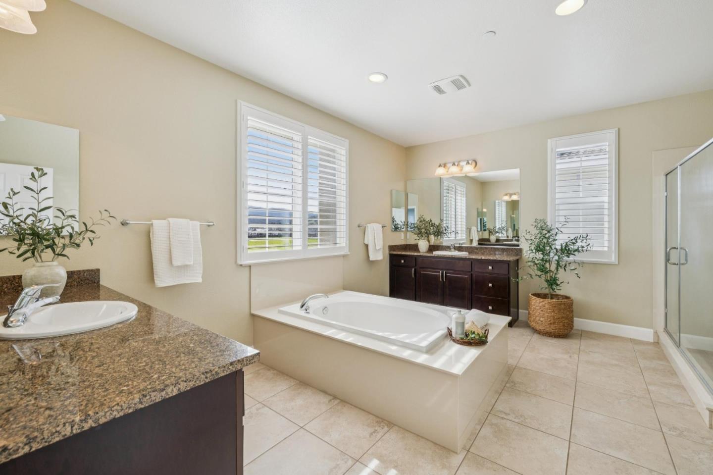 Detail Gallery Image 40 of 81 For 803 Sunrise Dr, Gilroy,  CA 95020 - 4 Beds | 3/1 Baths