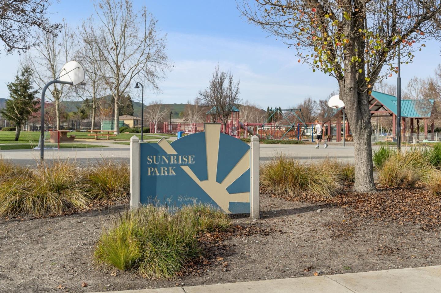 Detail Gallery Image 74 of 81 For 803 Sunrise Dr, Gilroy,  CA 95020 - 4 Beds | 3/1 Baths