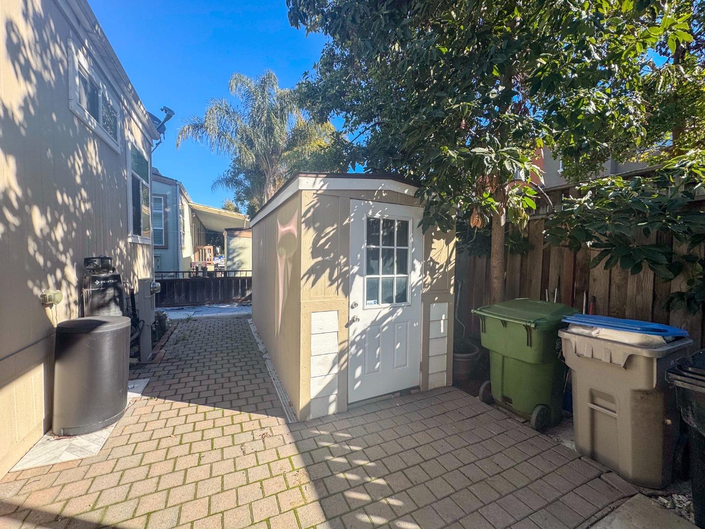 Detail Gallery Image 17 of 18 For 506 Chateau La Salle Dr #506,  San Jose,  CA 95111 - 3 Beds | 2 Baths