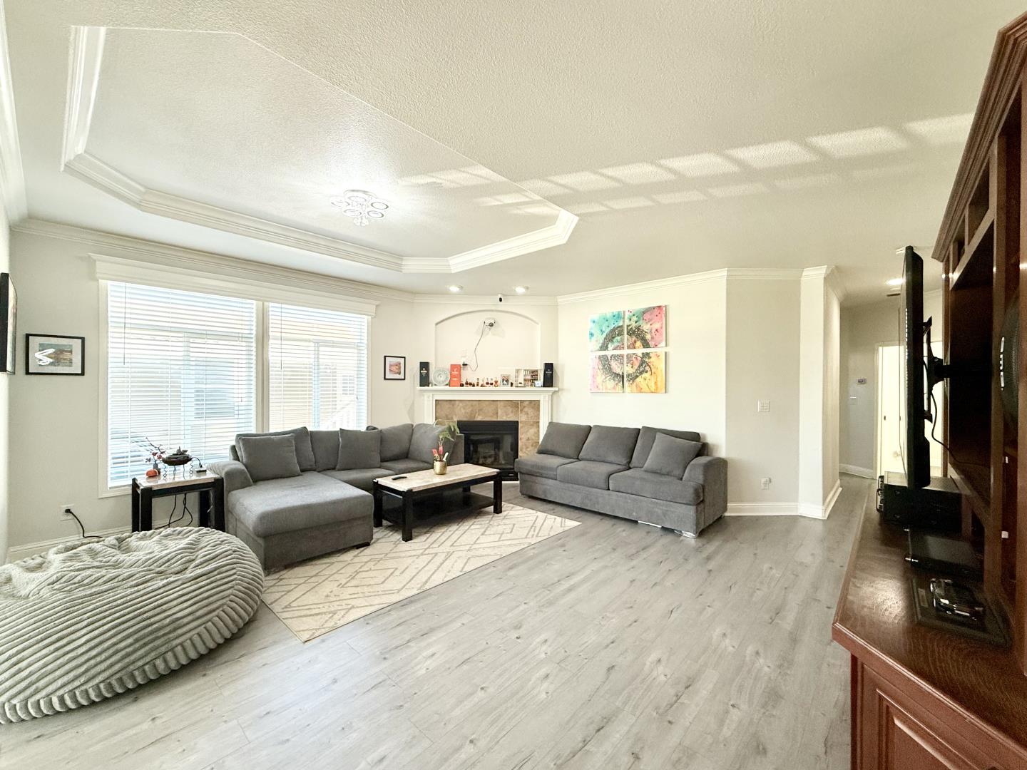 Detail Gallery Image 3 of 18 For 506 Chateau La Salle Dr #506,  San Jose,  CA 95111 - 3 Beds | 2 Baths