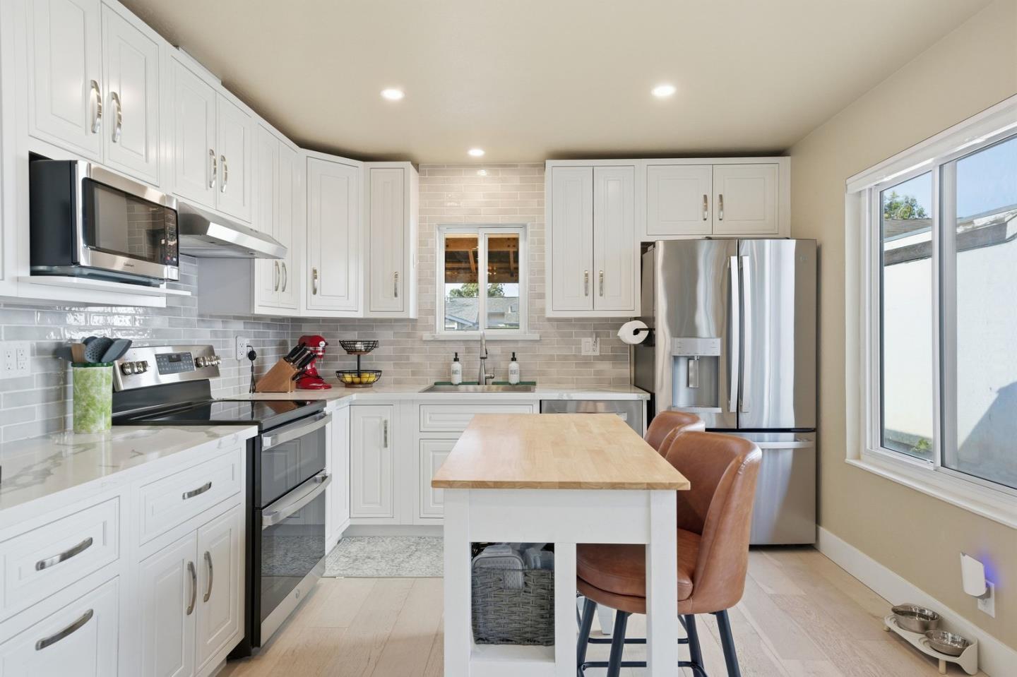 Detail Gallery Image 7 of 17 For 5368 Beech Grove Ct, San Jose,  CA 95123 - 3 Beds | 2 Baths