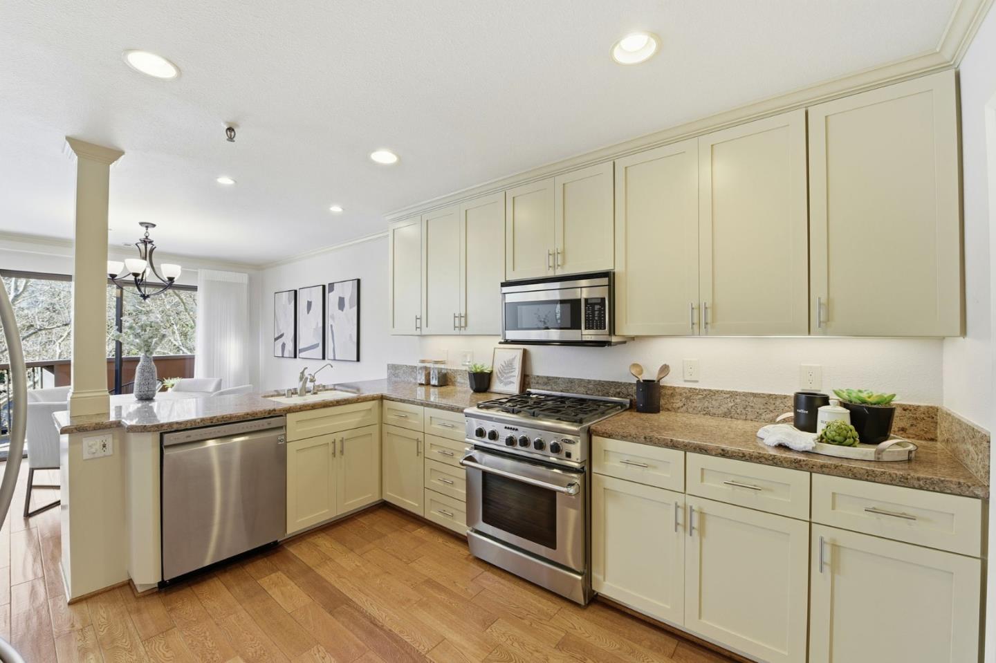 Photo #6: ML82031006 Listing: Photo #6