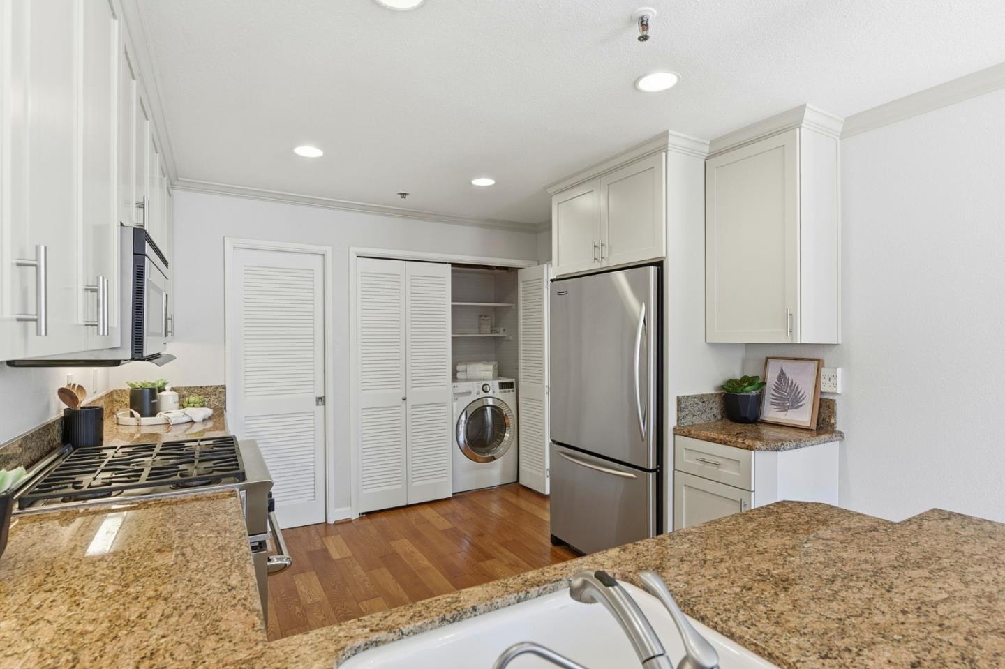 Photo #9: ML82031006 Listing: Photo #9