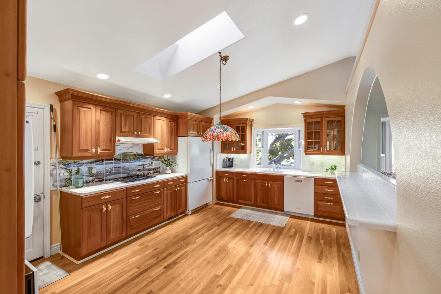 Detail Gallery Image 12 of 49 For 1107 David Ave, Pacific Grove,  CA 93950 - 3 Beds | 2 Baths