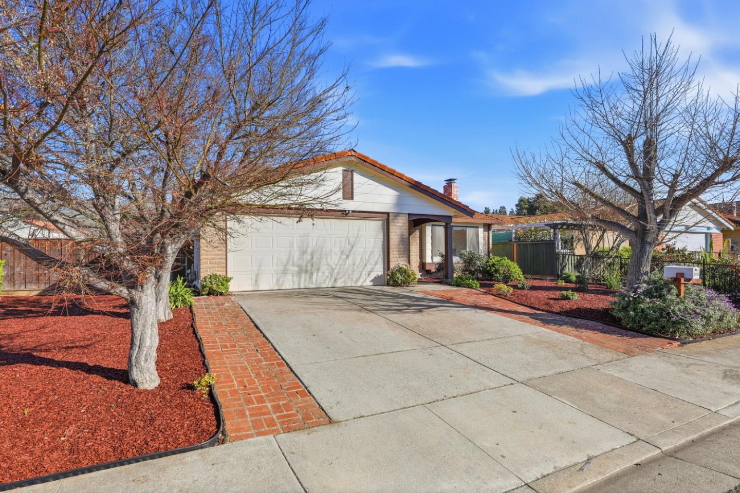 Detail Gallery Image 2 of 32 For 2822 Rainwood Ct, San Jose,  CA 95148 - 4 Beds | 2 Baths