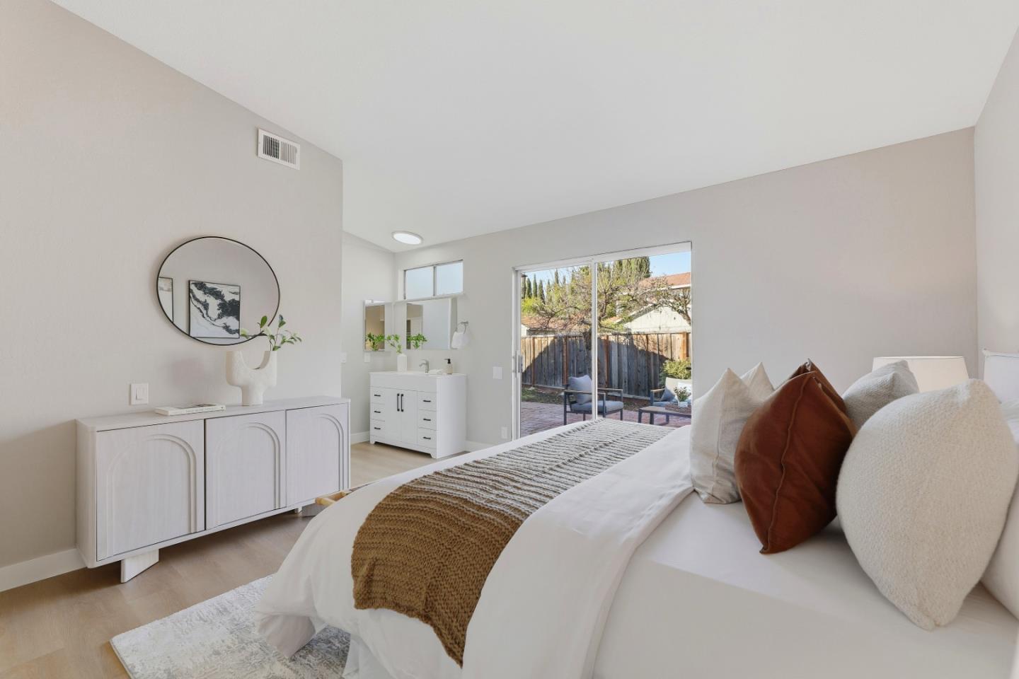 Detail Gallery Image 23 of 32 For 2822 Rainwood Ct, San Jose,  CA 95148 - 4 Beds | 2 Baths