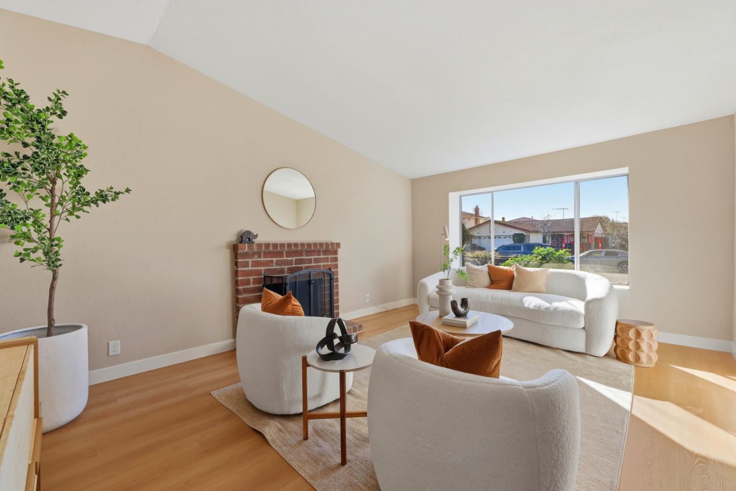 Detail Gallery Image 4 of 32 For 2822 Rainwood Ct, San Jose,  CA 95148 - 4 Beds | 2 Baths