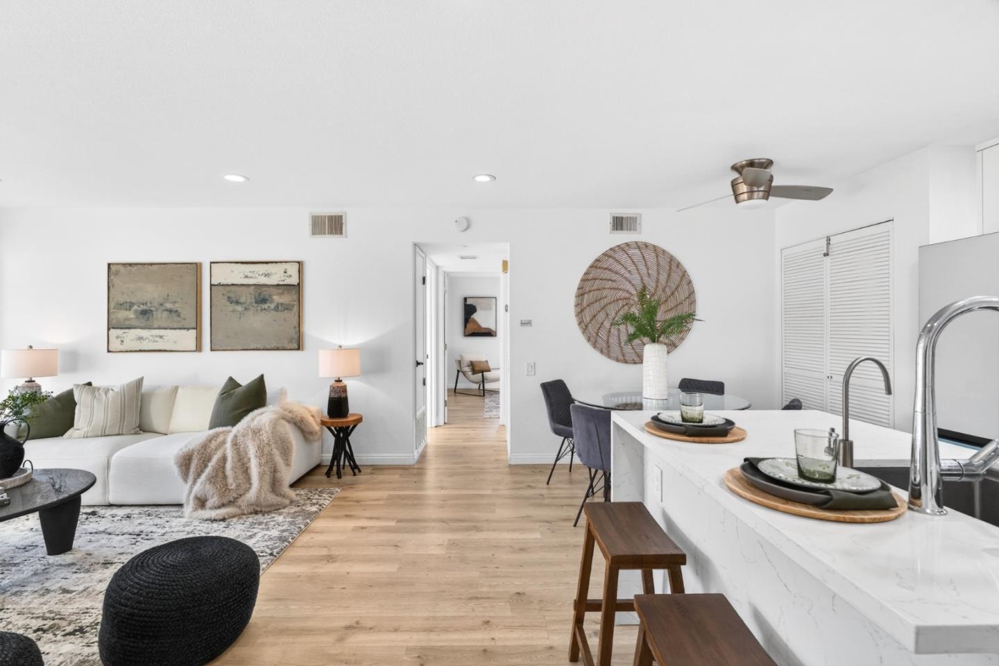 Detail Gallery Image 3 of 32 For 286 Hackamore Cmn, Fremont,  CA 94539 - 2 Beds | 1 Baths