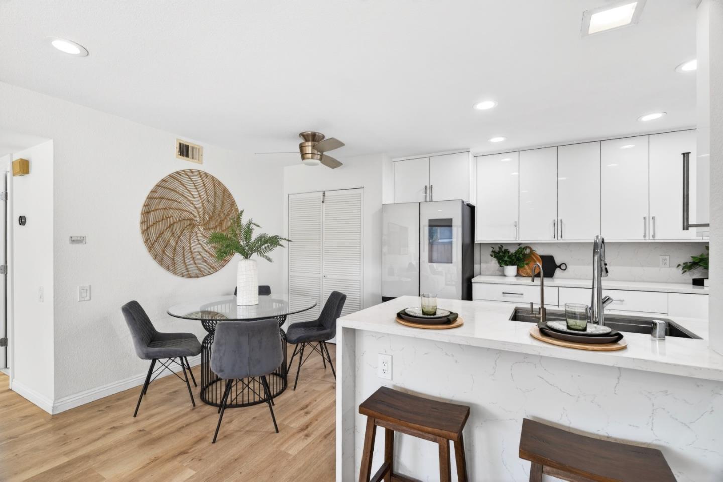 Detail Gallery Image 9 of 32 For 286 Hackamore Cmn, Fremont,  CA 94539 - 2 Beds | 1 Baths