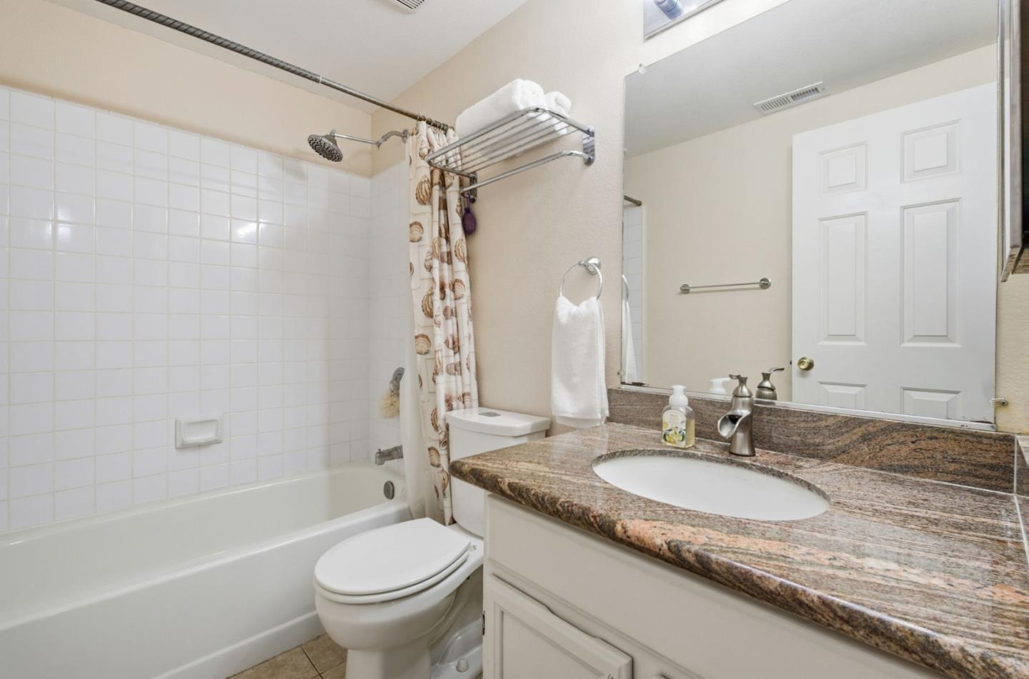 Detail Gallery Image 15 of 26 For 2732 Buena View Ct, San Jose,  CA 95121 - 2 Beds | 2 Baths