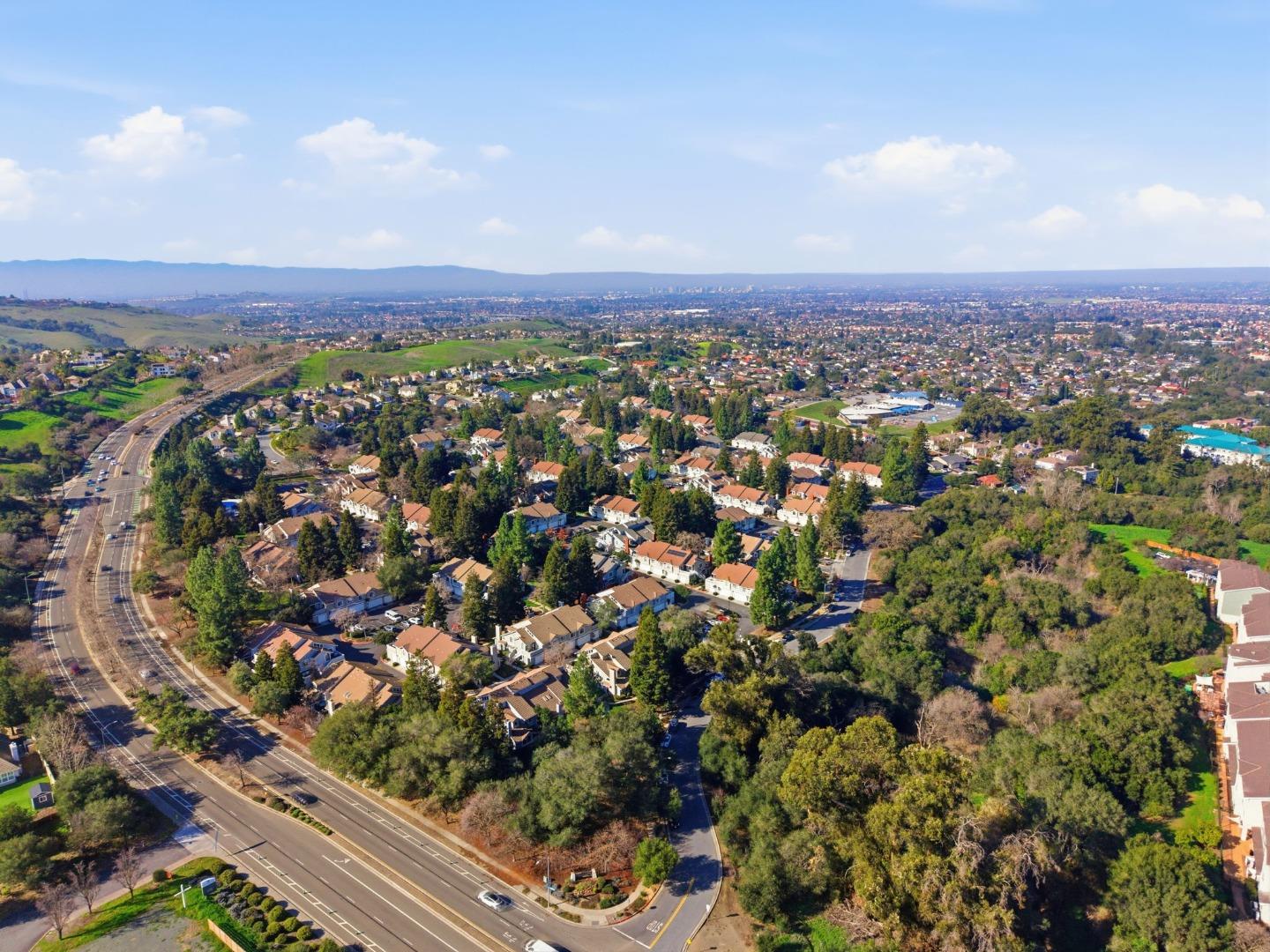 Detail Gallery Image 25 of 26 For 2732 Buena View Ct, San Jose,  CA 95121 - 2 Beds | 2 Baths