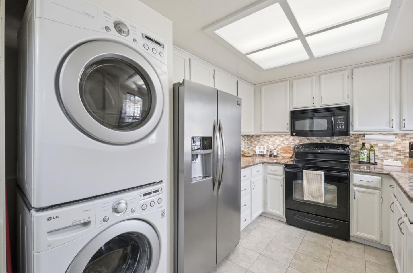 Detail Gallery Image 8 of 26 For 2732 Buena View Ct, San Jose,  CA 95121 - 2 Beds | 2 Baths