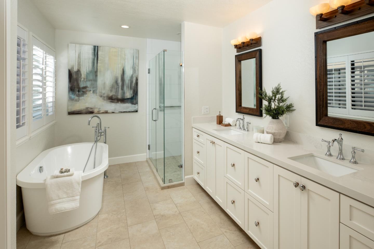 Detail Gallery Image 13 of 28 For 11052 Canyon Vista Dr, Cupertino,  CA 95014 - 2 Beds | 2 Baths