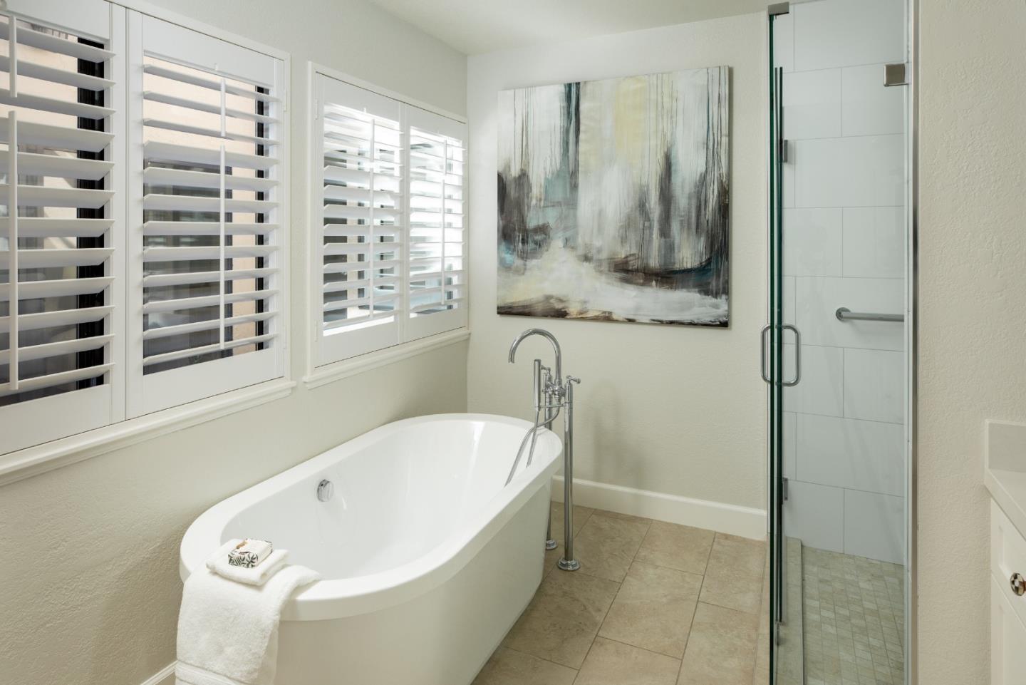 Detail Gallery Image 14 of 28 For 11052 Canyon Vista Dr, Cupertino,  CA 95014 - 2 Beds | 2 Baths