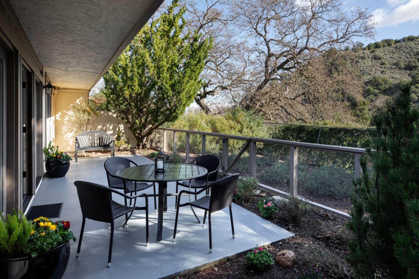 Detail Gallery Image 21 of 28 For 11052 Canyon Vista Dr, Cupertino,  CA 95014 - 2 Beds | 2 Baths