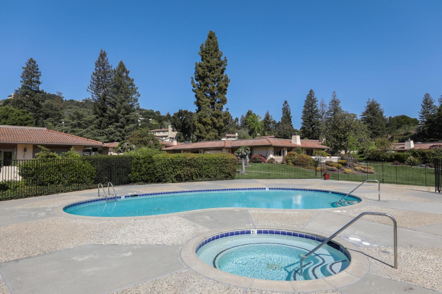 Detail Gallery Image 24 of 28 For 11052 Canyon Vista Dr, Cupertino,  CA 95014 - 2 Beds | 2 Baths