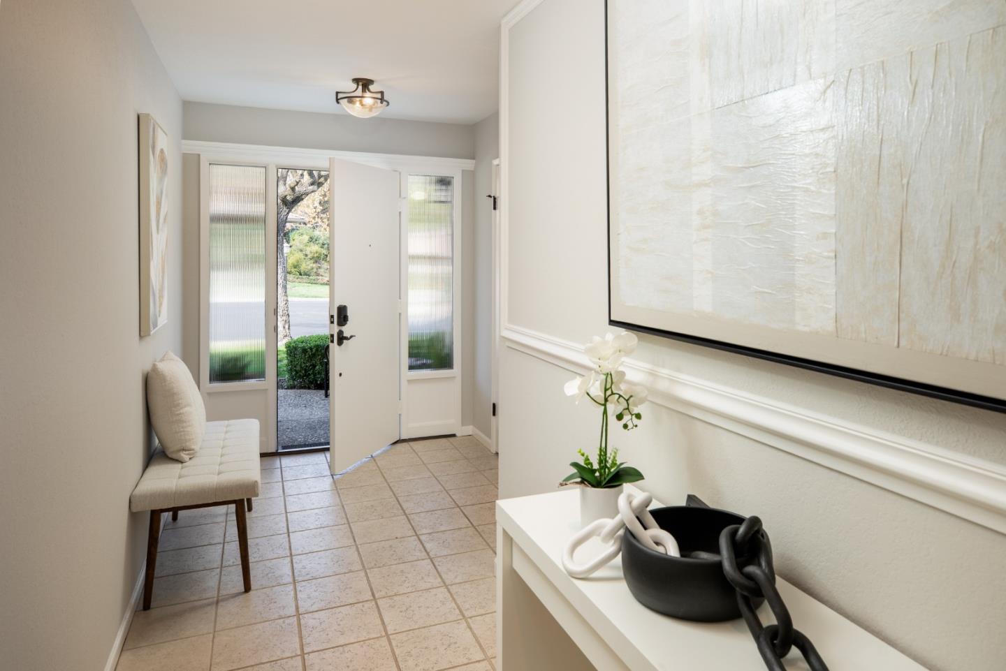 Detail Gallery Image 3 of 28 For 11052 Canyon Vista Dr, Cupertino,  CA 95014 - 2 Beds | 2 Baths