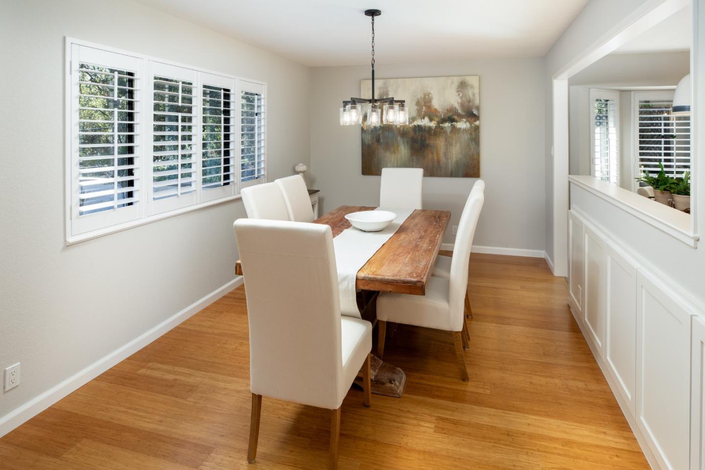 Detail Gallery Image 6 of 28 For 11052 Canyon Vista Dr, Cupertino,  CA 95014 - 2 Beds | 2 Baths