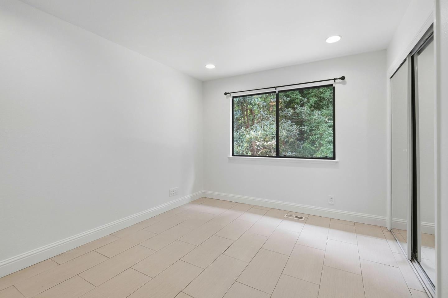 Detail Gallery Image 16 of 50 For 21564 Mary Alice Way, Los Gatos,  CA 95033 - 3 Beds | 2 Baths