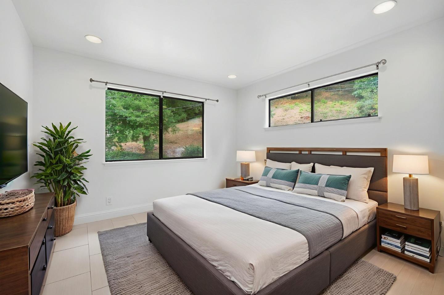 Detail Gallery Image 20 of 50 For 21564 Mary Alice Way, Los Gatos,  CA 95033 - 3 Beds | 2 Baths